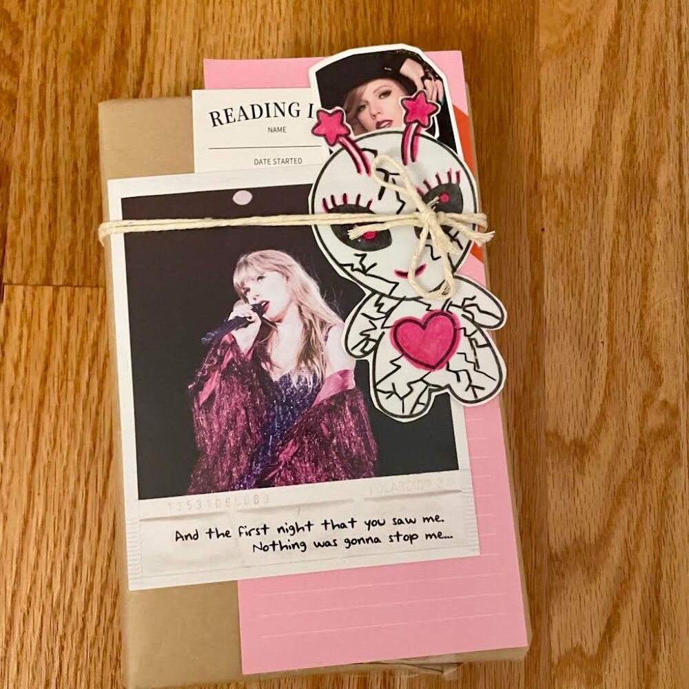 Taylor Swift-Inspired Blind Date With a Book – Choose Your Favorite Era